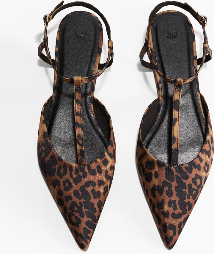 Pointed satin sandals