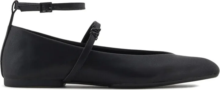 Pointed-Toe Ballerina Shoes