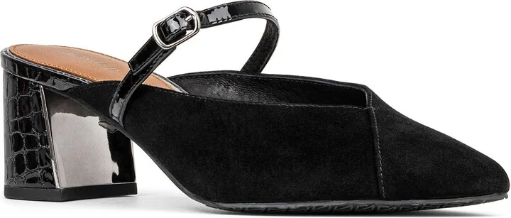Pointed Toe Mule