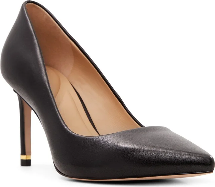 Pointed Toe Pump