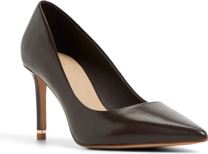 Pointed Toe Pump