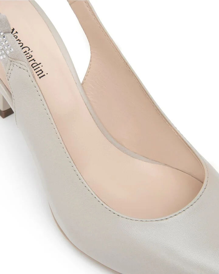 Pointed Toe Slingback Pump - Image 5