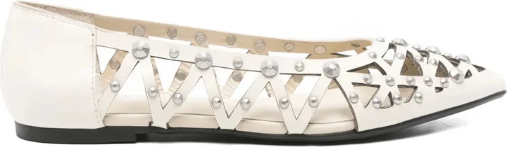 Pointed-Toe Studded Flat Pumps