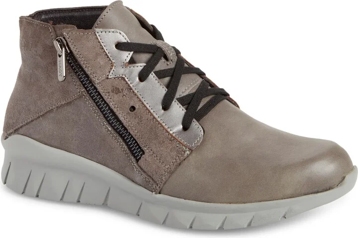 FOGGY GRAY LEATHER