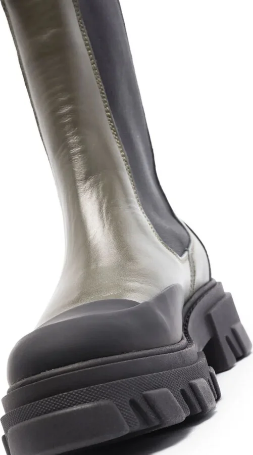 Polished-Finish Ridged-Sole Boots - Image 2
