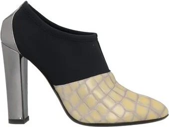 Pollini Woman Ankle boots