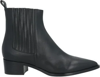 Pomme D'or Woman Ankle boots