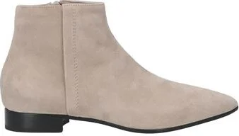 Pomme D'or Woman Ankle boots
