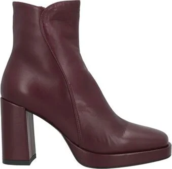 Pomme D'or Woman Ankle boots