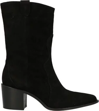 Pomme D'or Woman Ankle boots