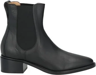 Pomme D'or Woman Ankle boots