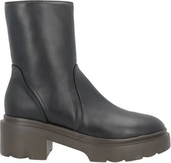 Pomme D'or Woman Ankle boots