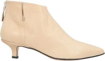 Pomme D'or Woman Ankle boots