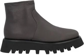 Pomme D'or Woman Ankle boots