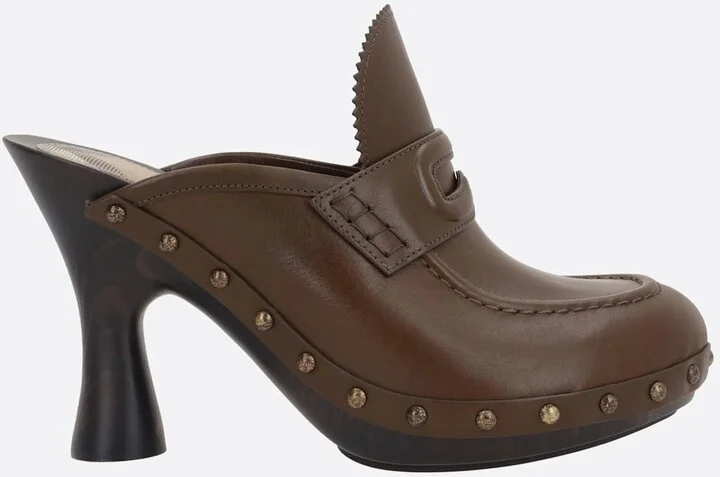 Potter Clogs In Smooth Leather