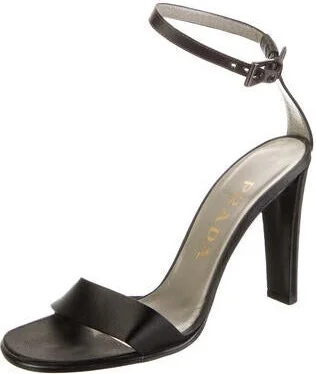 Prada - Image 2