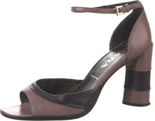 Prada - Image 2