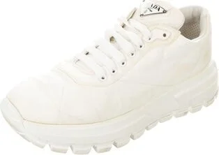 Prada - Image 2