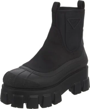 Prada - Image 2