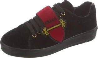 Prada - Image 2
