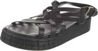 Prada - Image 2