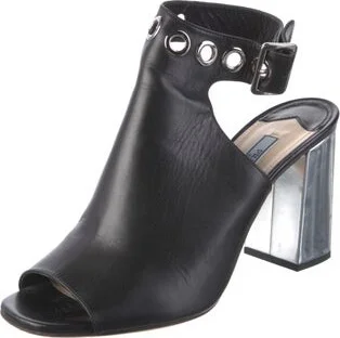 Prada - Image 2