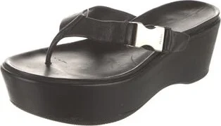 Prada - Image 2