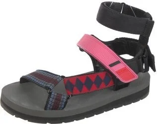 Prada - Image 2
