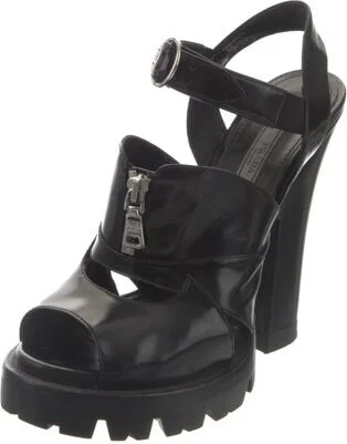 Prada - Image 2