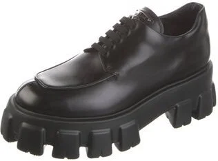 Prada - Image 2