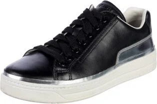Prada - Image 2