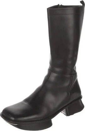 Prada - Image 2