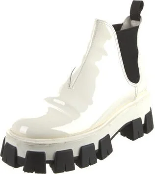 Prada - Image 2