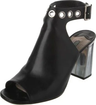 Prada - Image 2