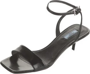 Prada - Image 2