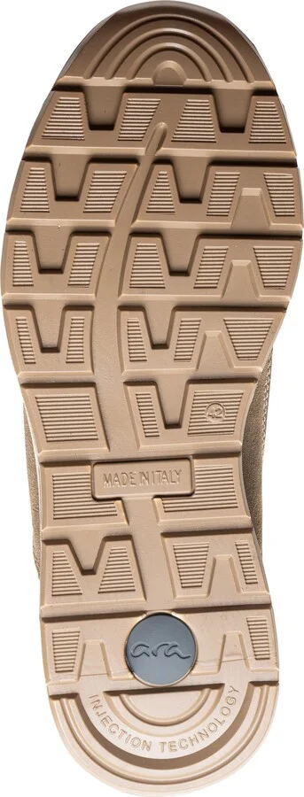 Prague Sneaker - Image 6