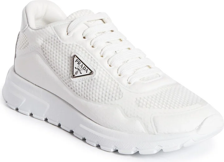 Prax Sneaker