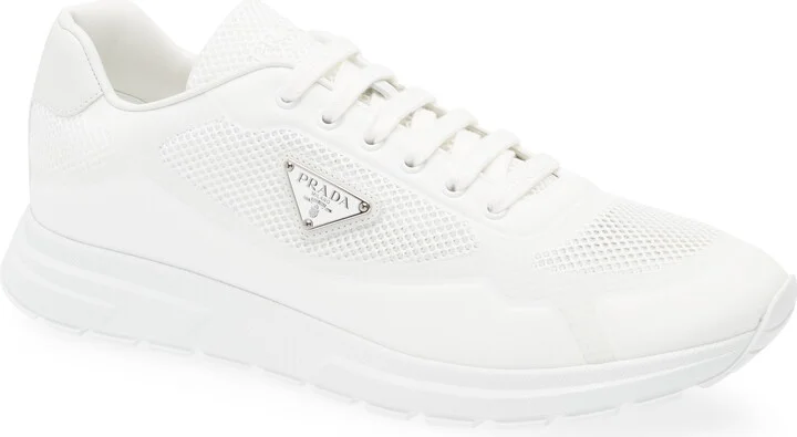 Prax Sneaker