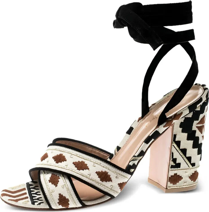 pre-owned 105mm Cheyenne sandals
