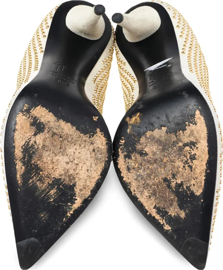 Pre-Owned 110mm Studded Pointed-Toe Pumps - Image 5
