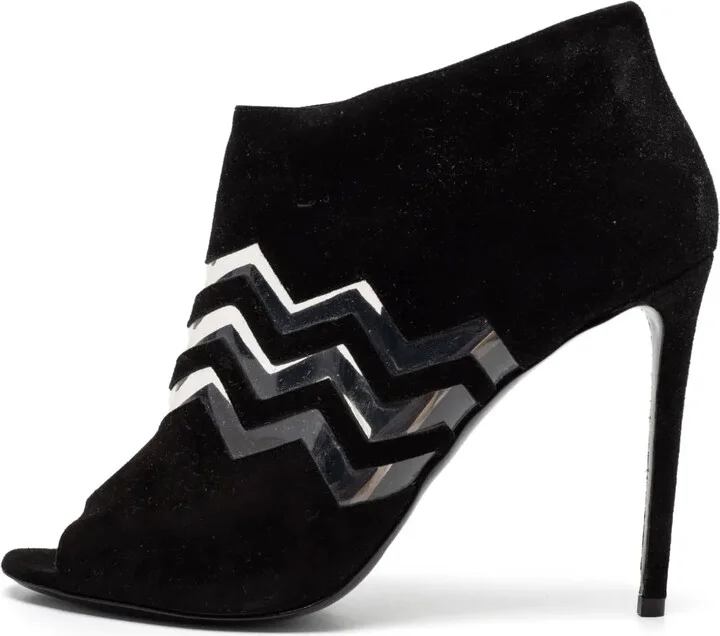 Pre-Owned 110mm Suede Chevron Booties