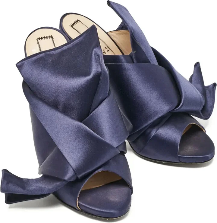Pre-Owned 130mm Satin Wrap Sandals - Image 2