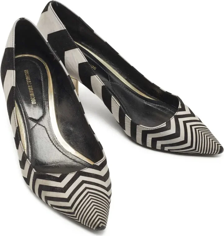 Pre-Owned 45mm Chevron-Print Block-Heel Pumps - Image 2