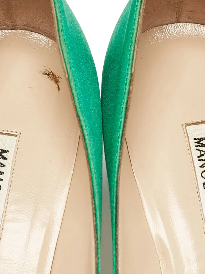 pre-owned 55mm Okkato satin embellished kitten heel pumps - Image 5