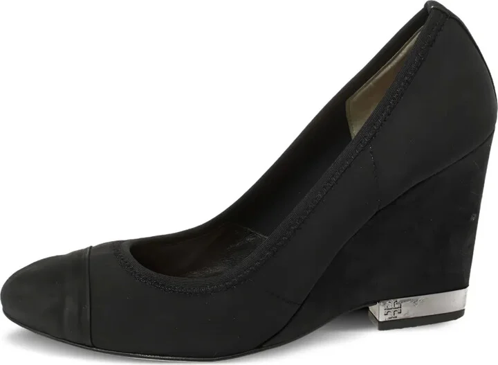 Pre-owned 90mm wedge pumps
