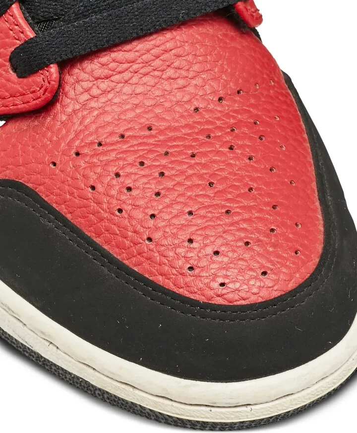 pre-owned Air Jordan 1 leather basketball sneakers - Image 5