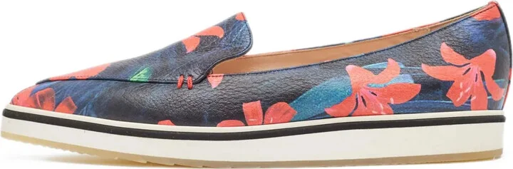 Pre-Owned Floral-Print Loafers