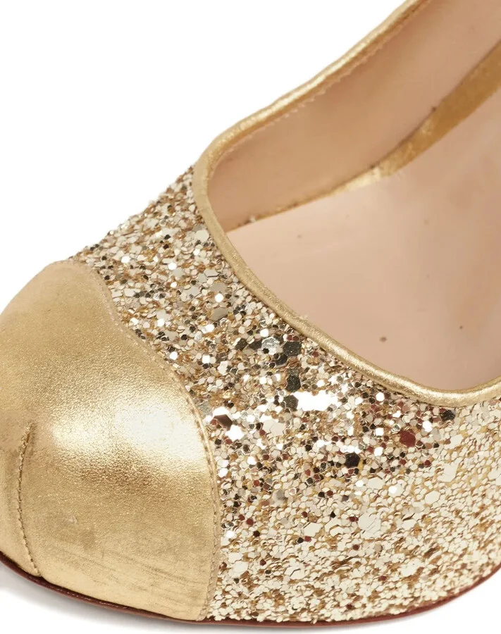 Pre-Owned Glitter-Embellished Leather Pumps - Image 5