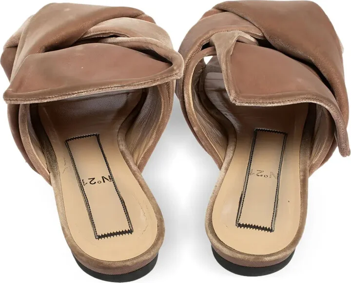 Pre-owned knotted velvet slide sandals - Image 3