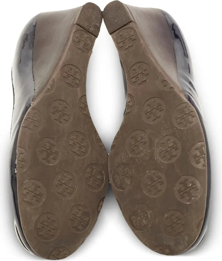 Pre-owned leather wedge pumps - Image 5